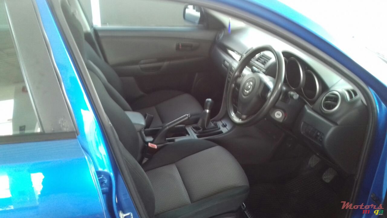 2006' Mazda 3 photo #4