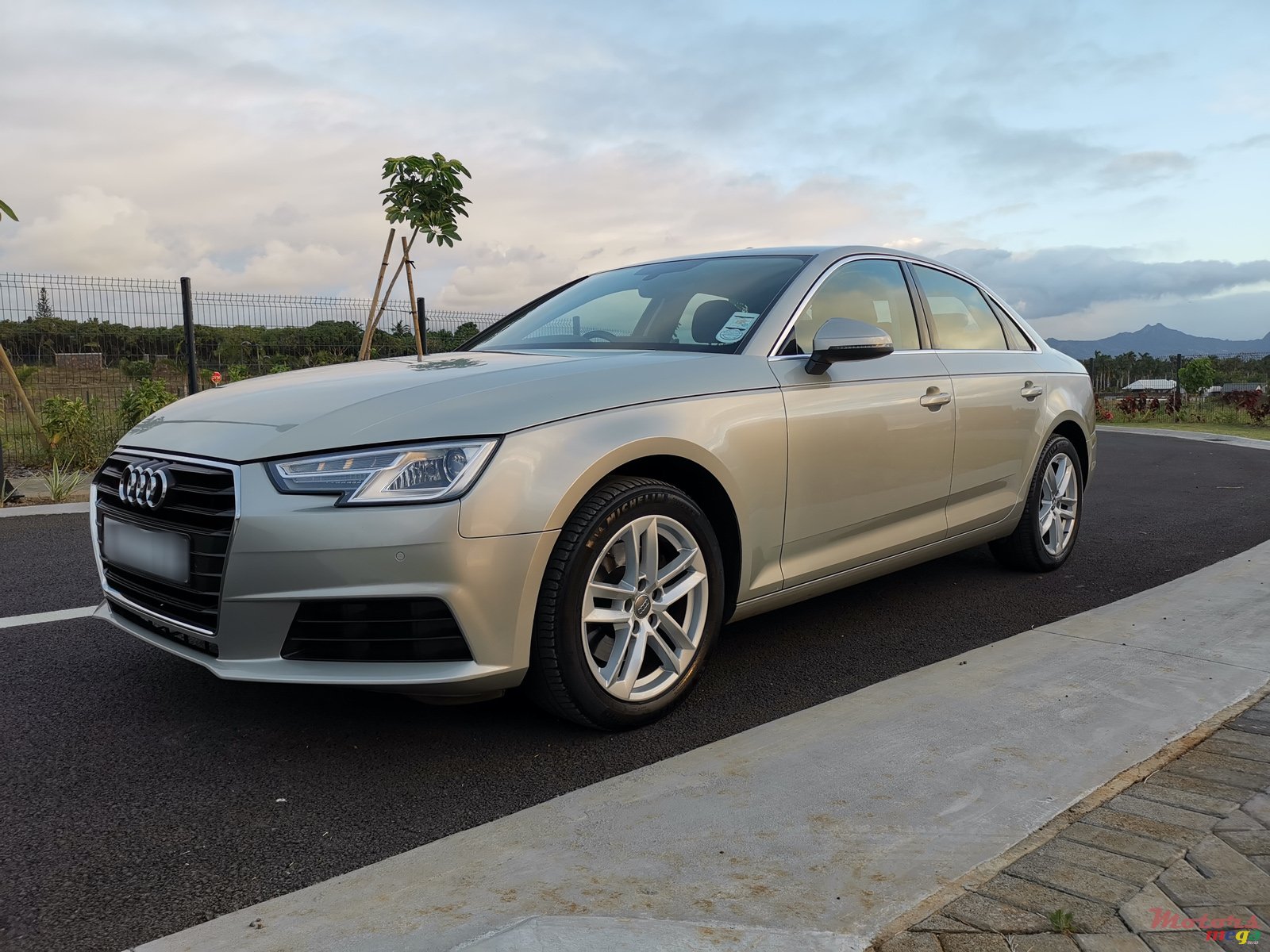 2017' Audi A4 1.4 TFSI photo #1