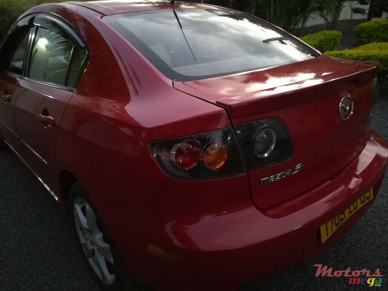 2005' Mazda 3 photo #1