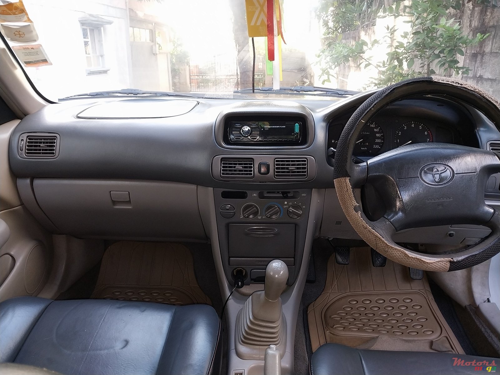 1999' Toyota Corolla photo #3