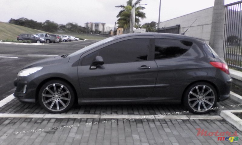 2008' Peugeot 308 Gti photo #1