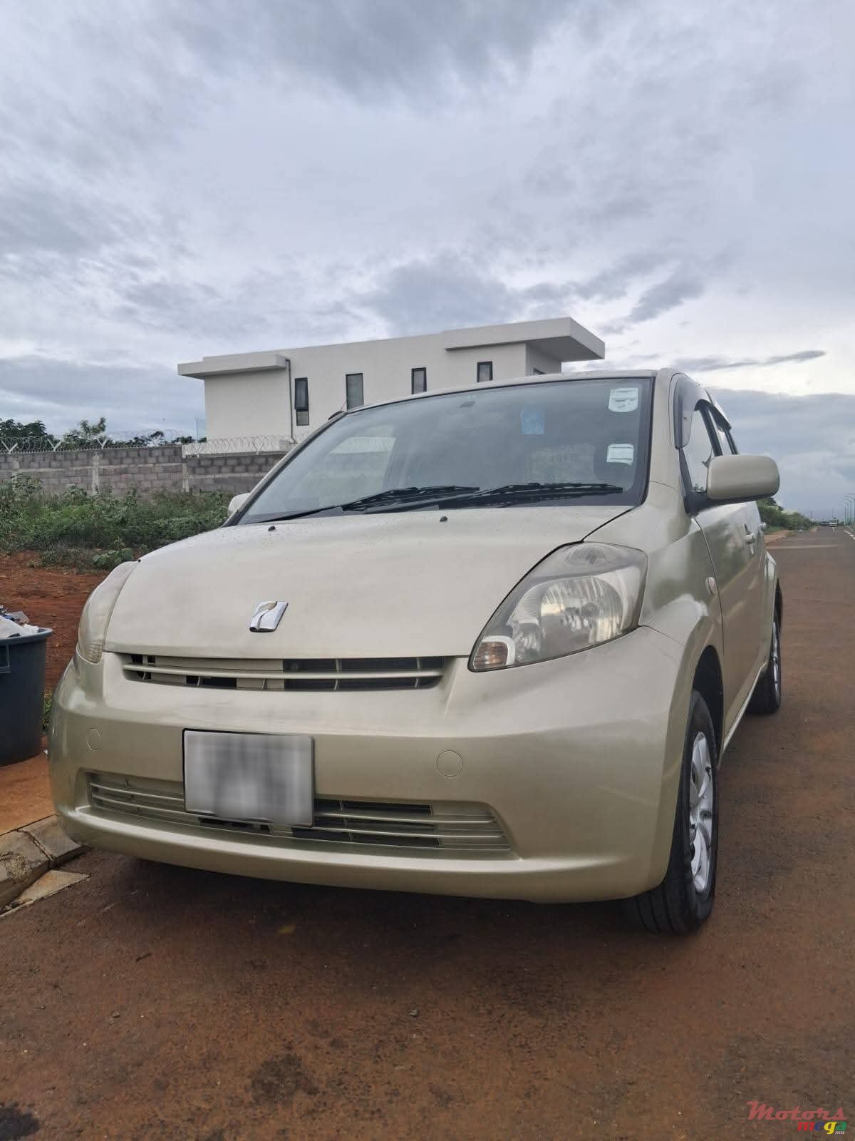 2009' Toyota Passo photo #4