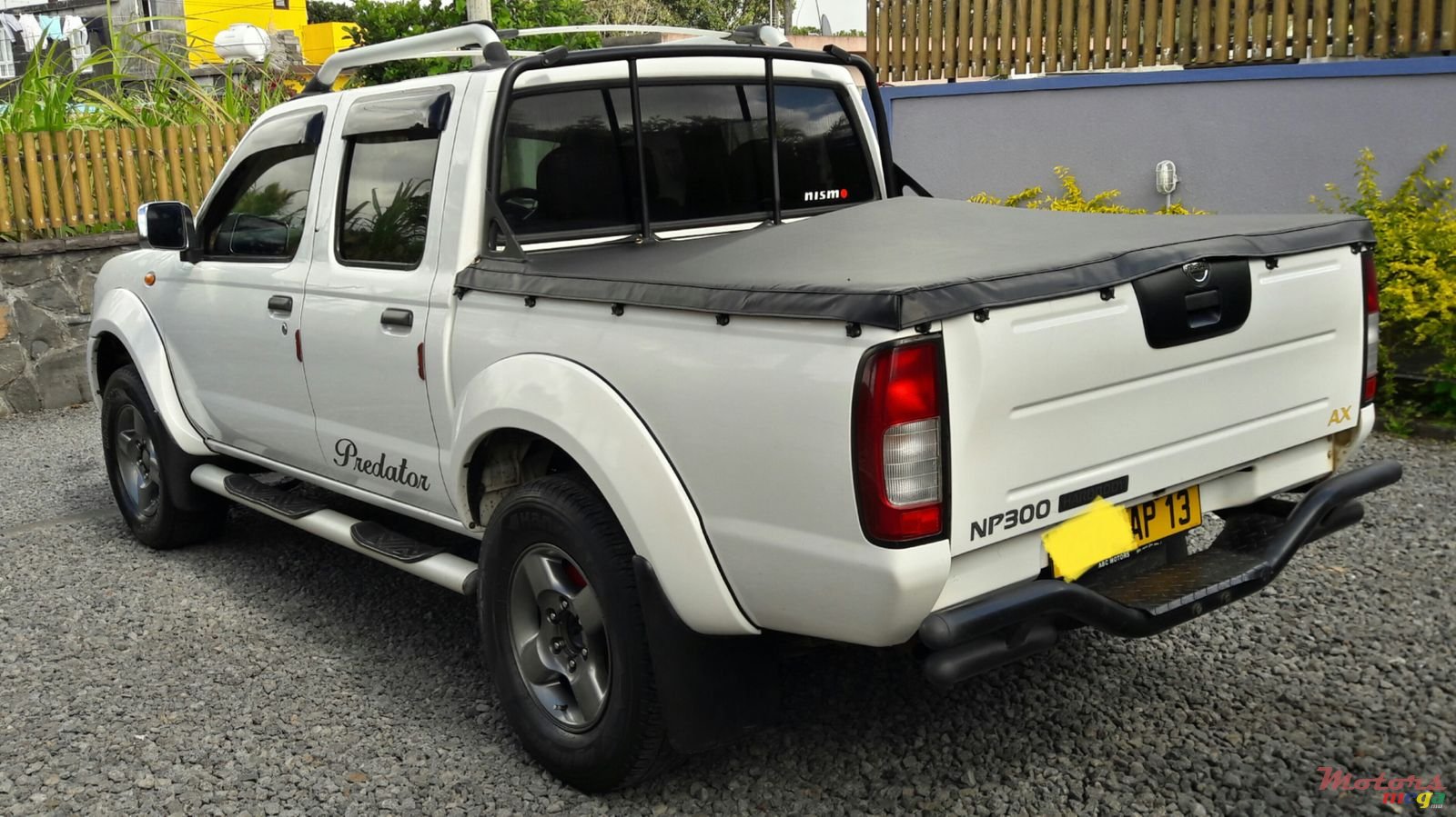 2013' Nissan Hardbody NP300, Predator photo #3