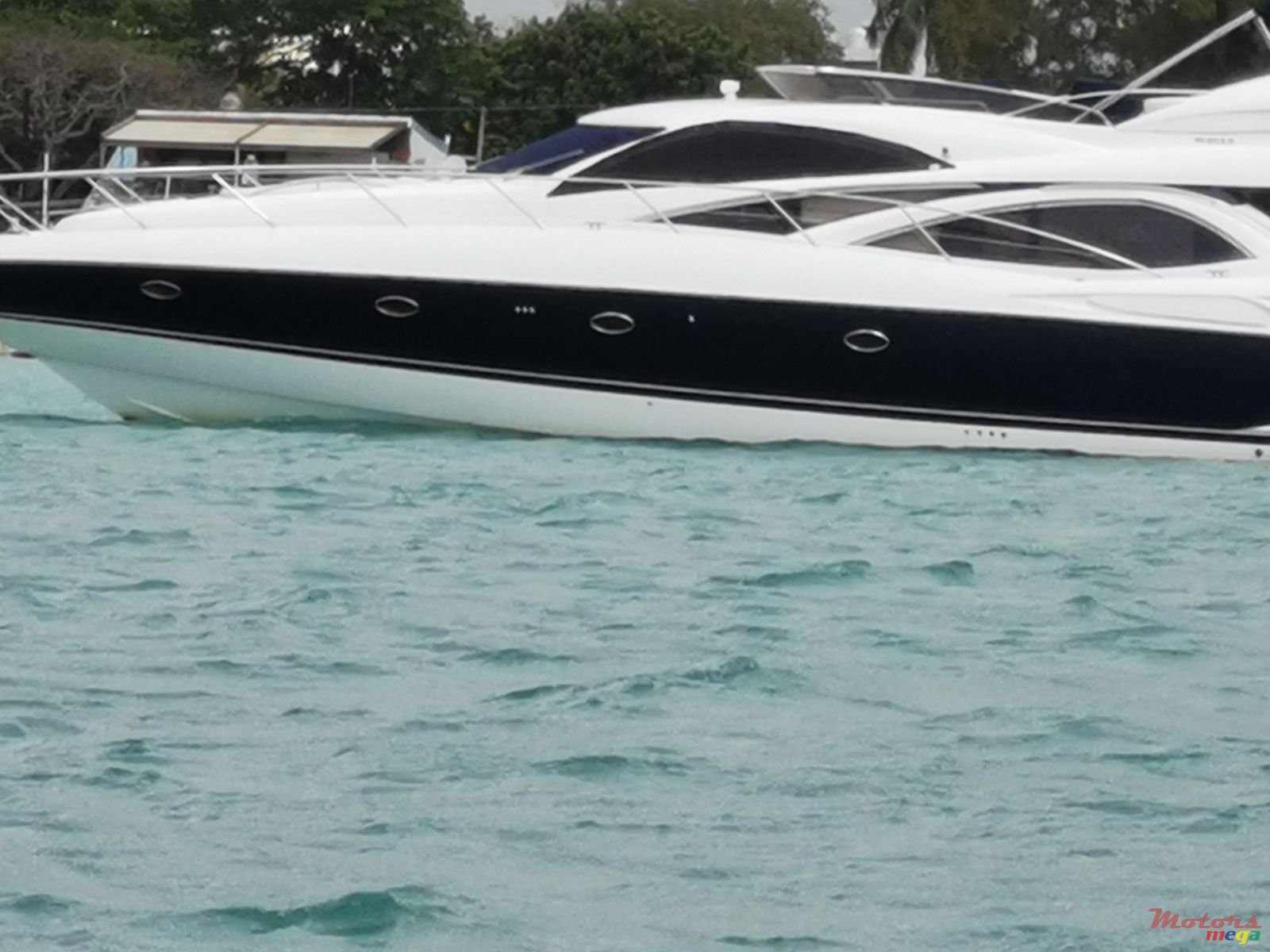 2012' Sunseeker photo #3