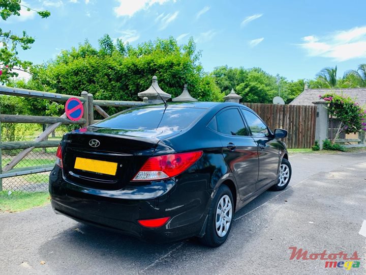 2014' Hyundai Accent photo #1