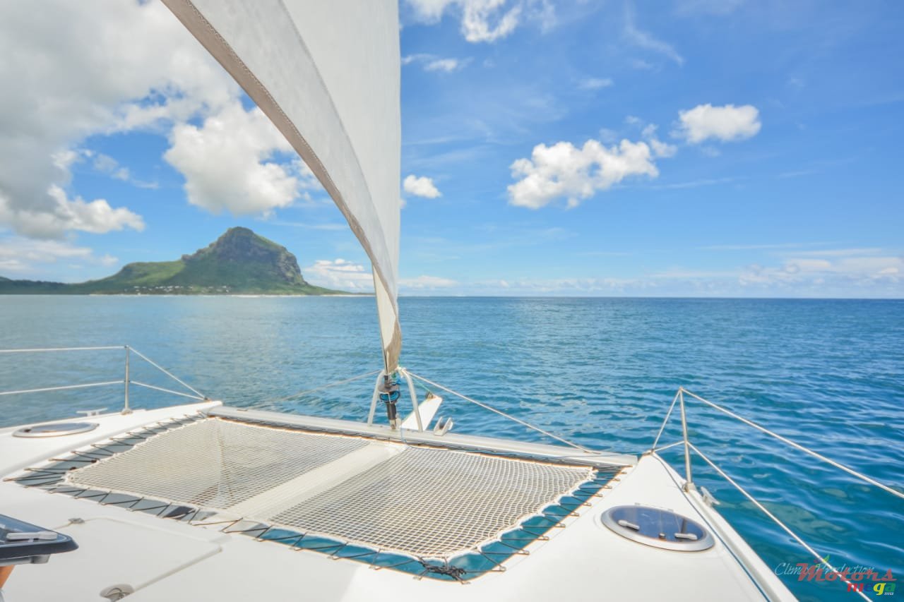 2015' Fountaine Pajot photo #5