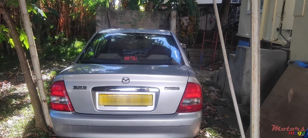 2003' Mazda 323 photo #3