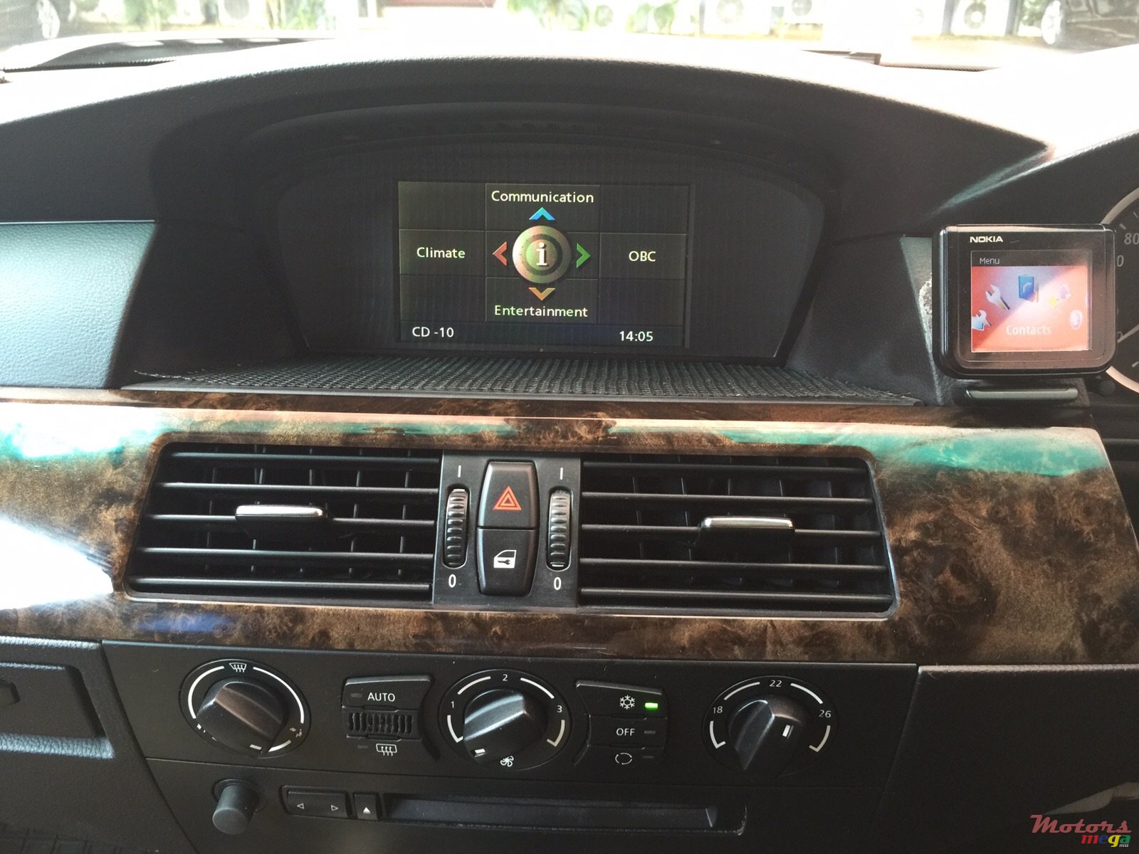 2005' BMW 525 photo #6