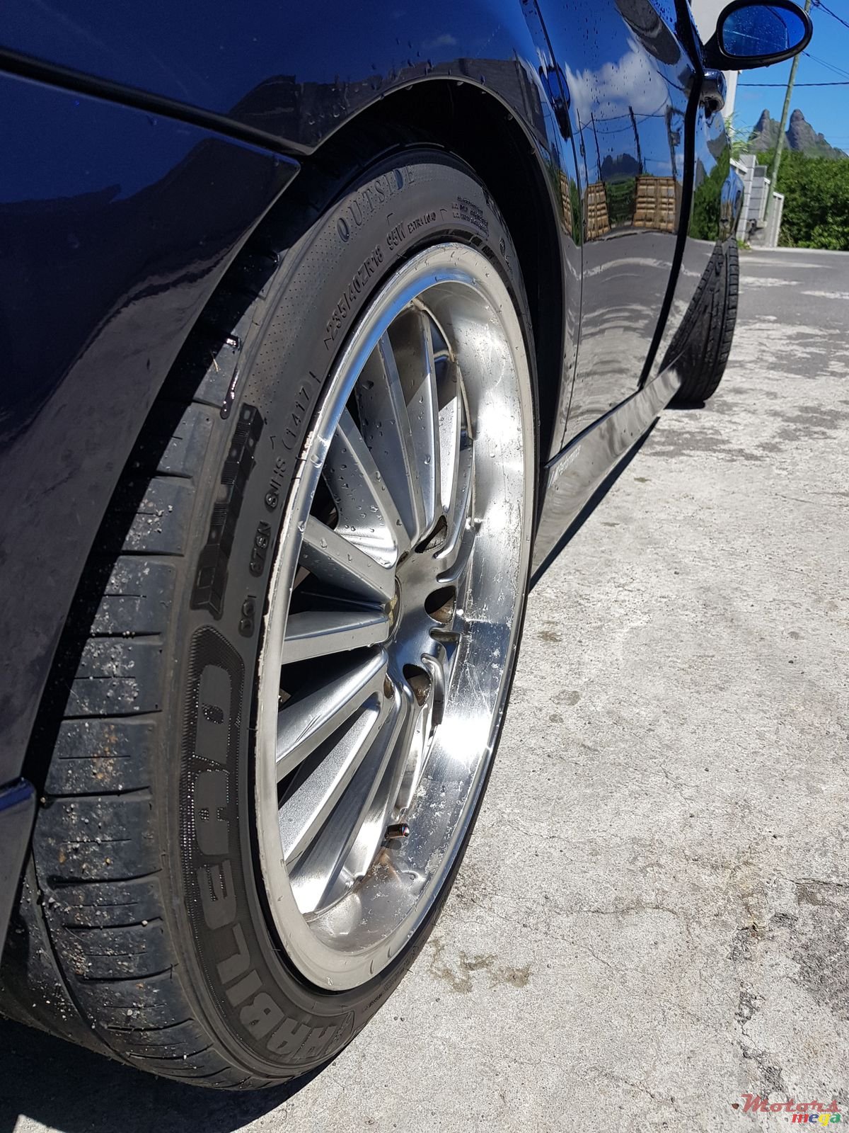 2005' BMW 3 Series Sedan E90 photo #3