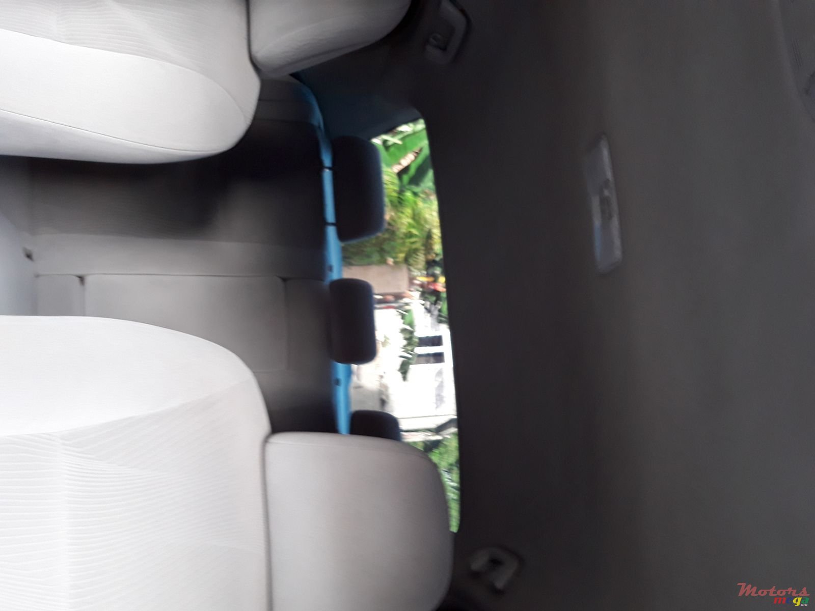 2013' Toyota photo #1