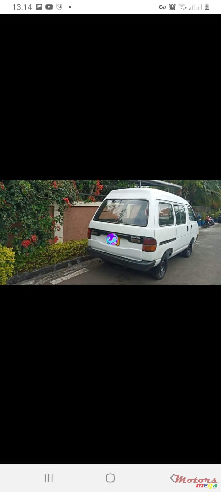 1996' Toyota LiteAce photo #1