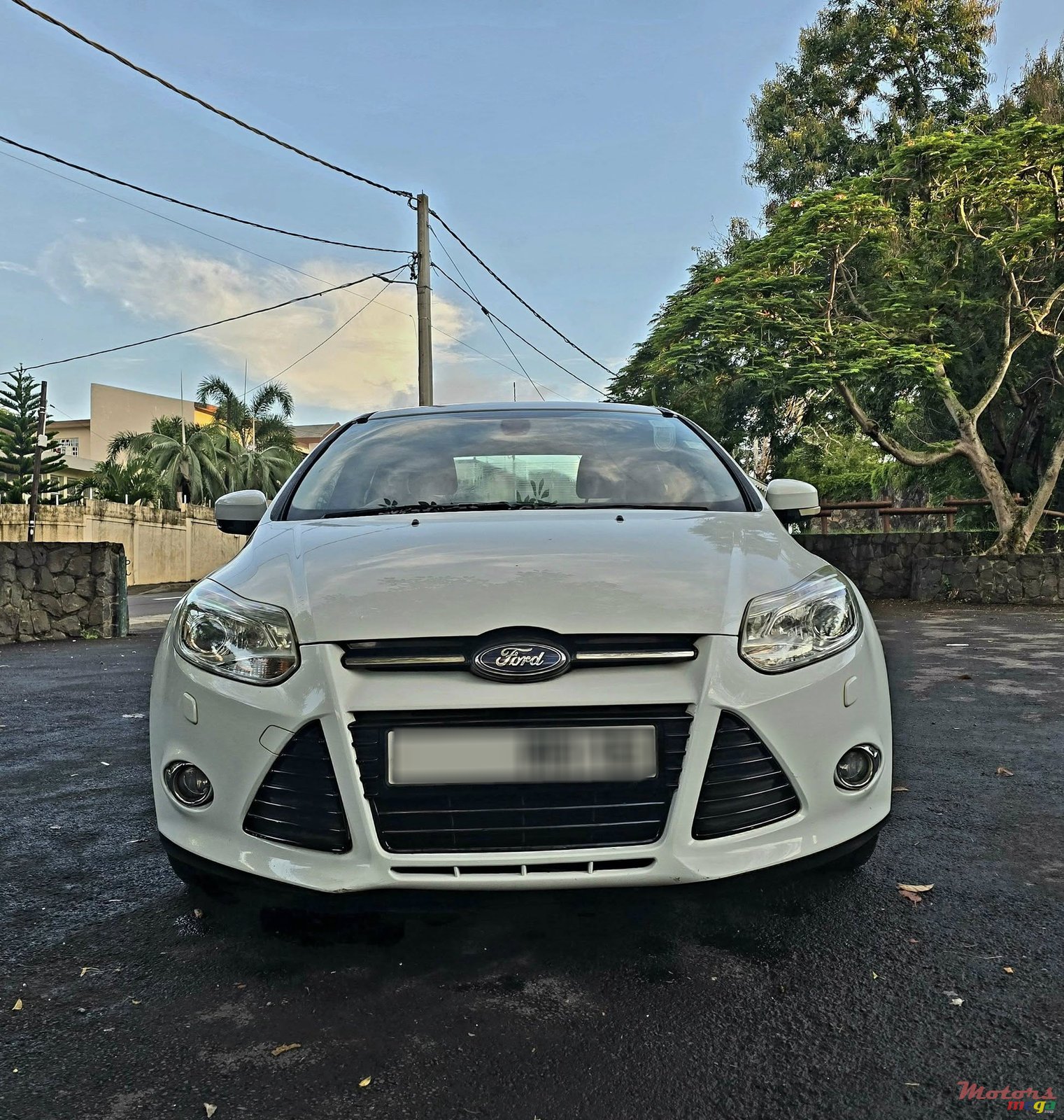 2016' Ford Focus photo #1