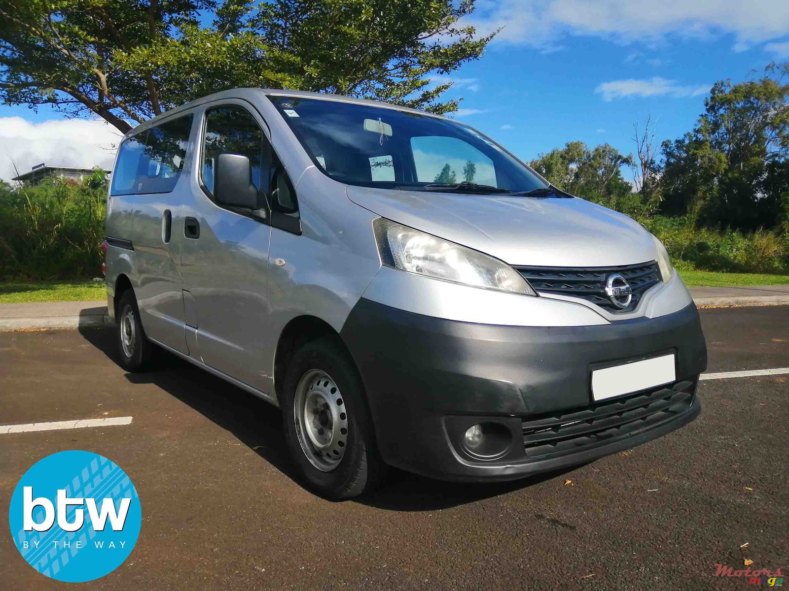 2015' Nissan NV photo #1