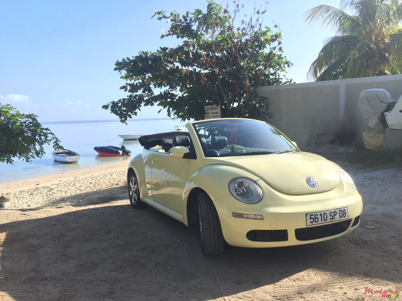 2008' Volkswagen Beetle none photo #4