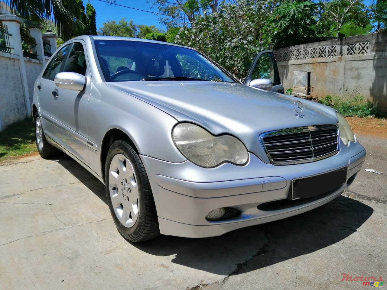 2003' Mercedes-Benz C-Class C200 photo #5