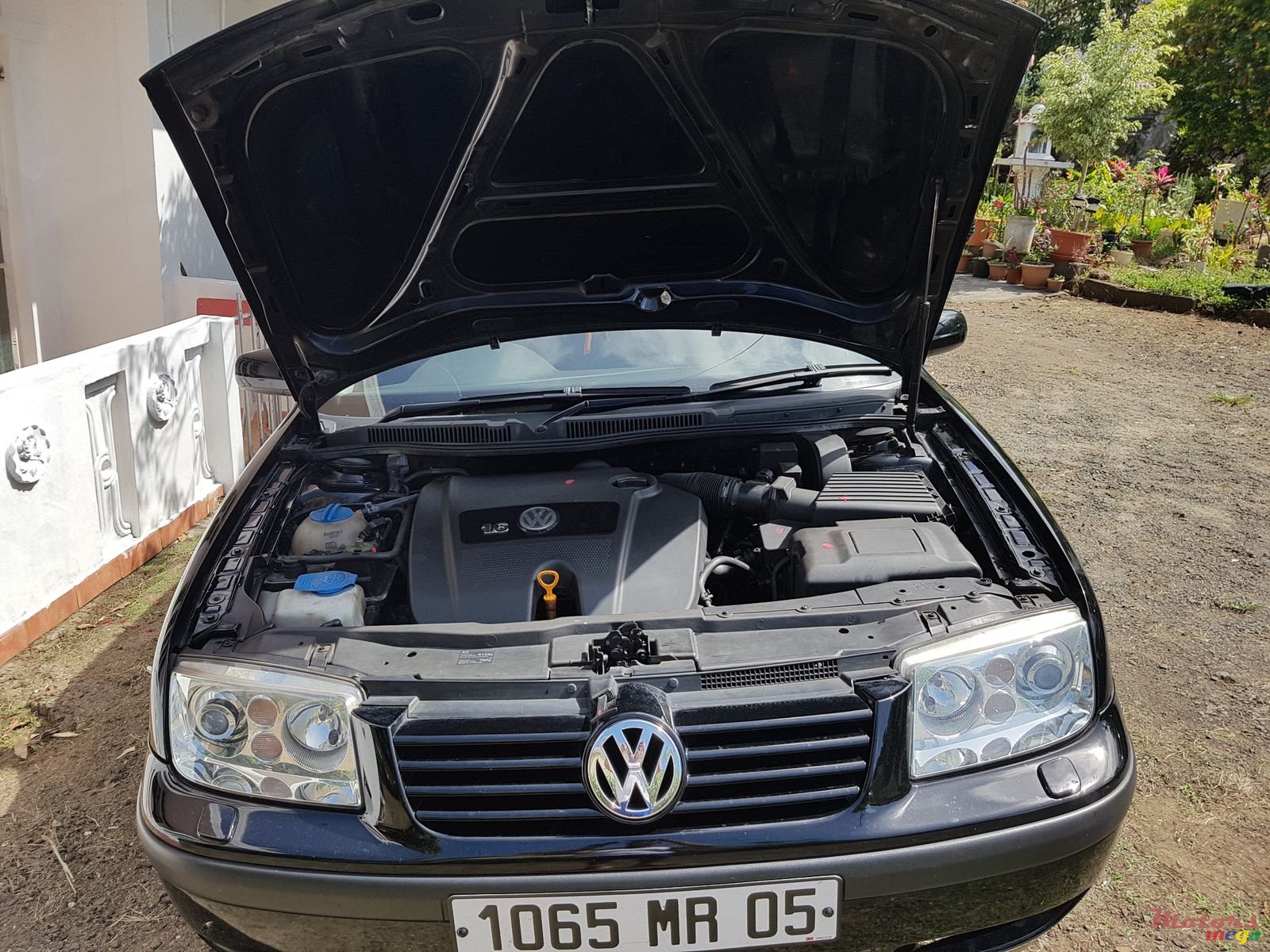 2005' Volkswagen Bora photo #4