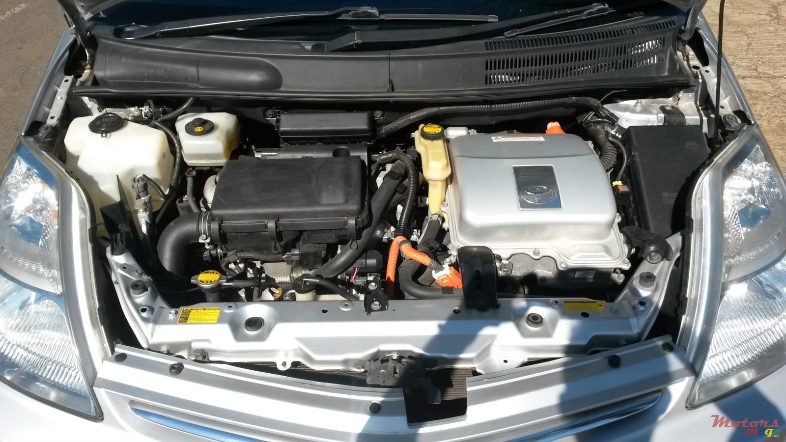 2008' Toyota Prius photo #4