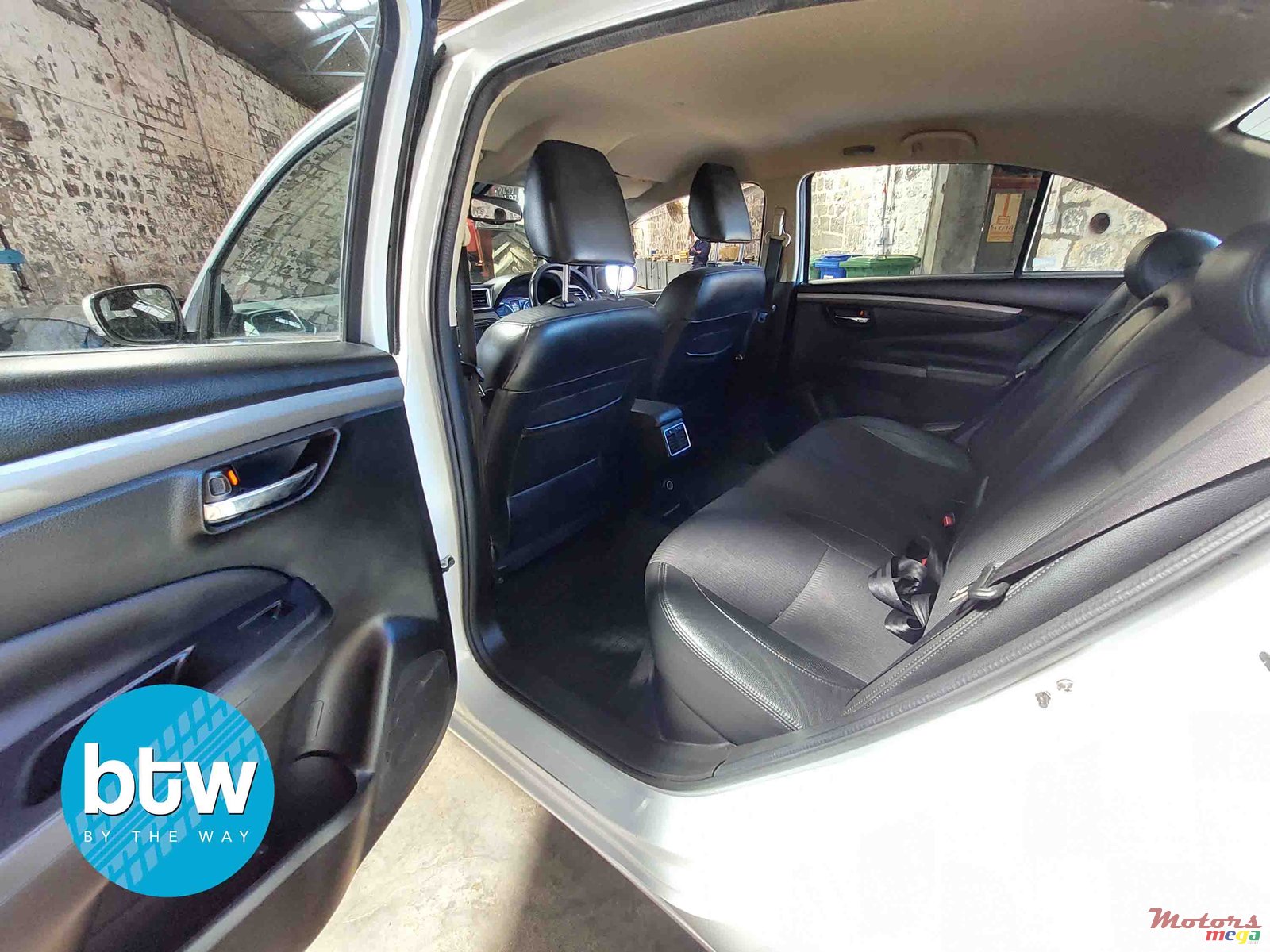 2016' Suzuki photo #5