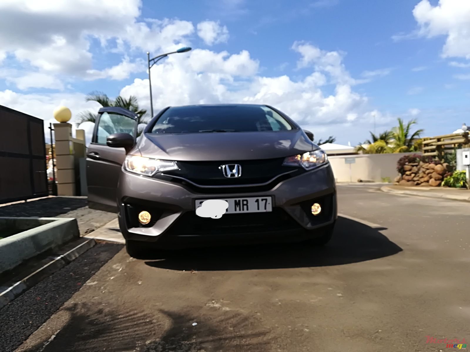 2017' Honda Fit photo #2