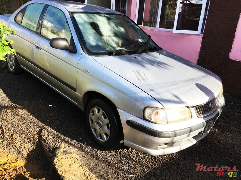 1999' Nissan Sunny photo #1