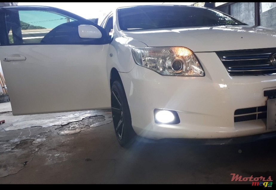 2008' Toyota Axio photo #1