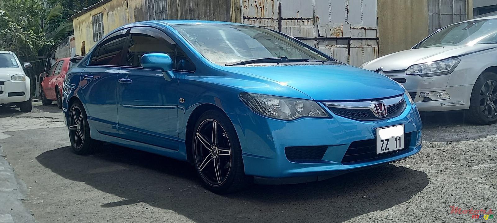 2011' Honda Civic Hybrid photo #1