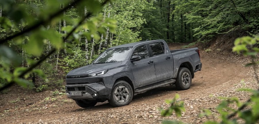 Toyota Hilux BEV
