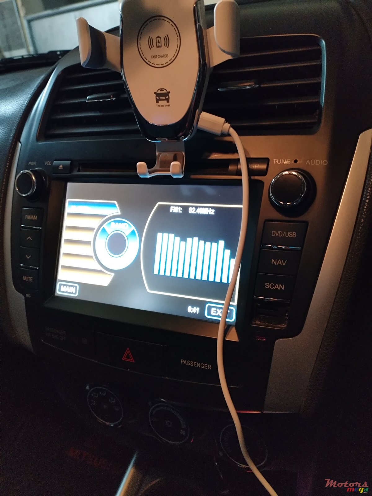 2012' Mitsubishi ASX photo #4