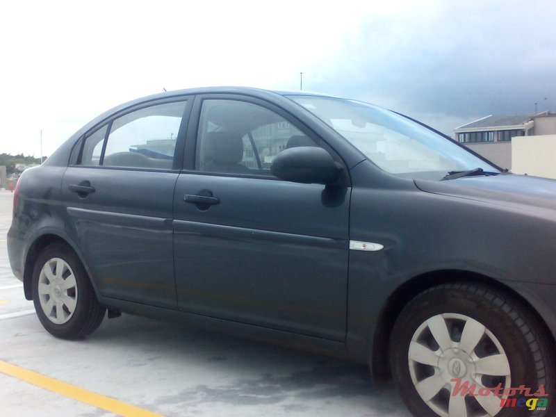 2006' Hyundai Accent photo #2