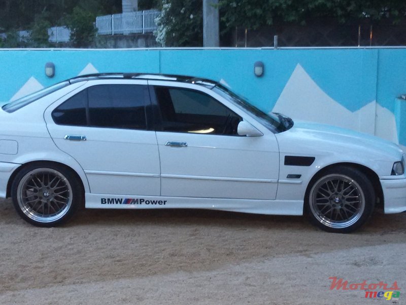 1994' BMW 316 photo #1