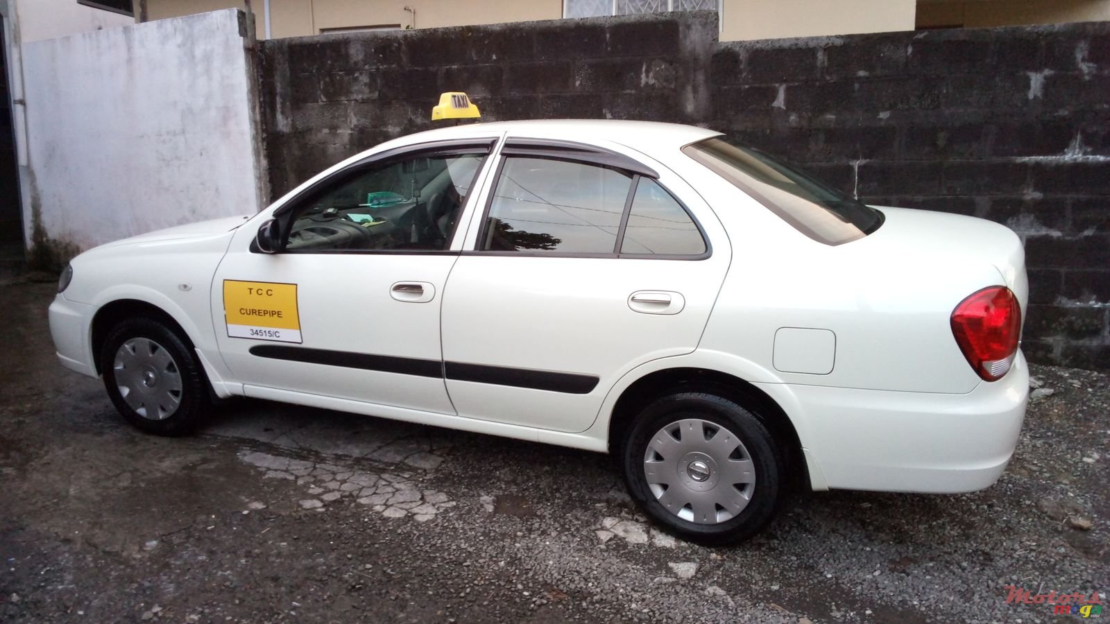 2012' Nissan Sunny photo #4