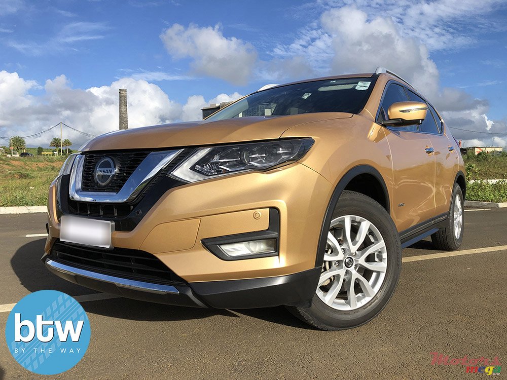 2020' Nissan X-Trail photo #2
