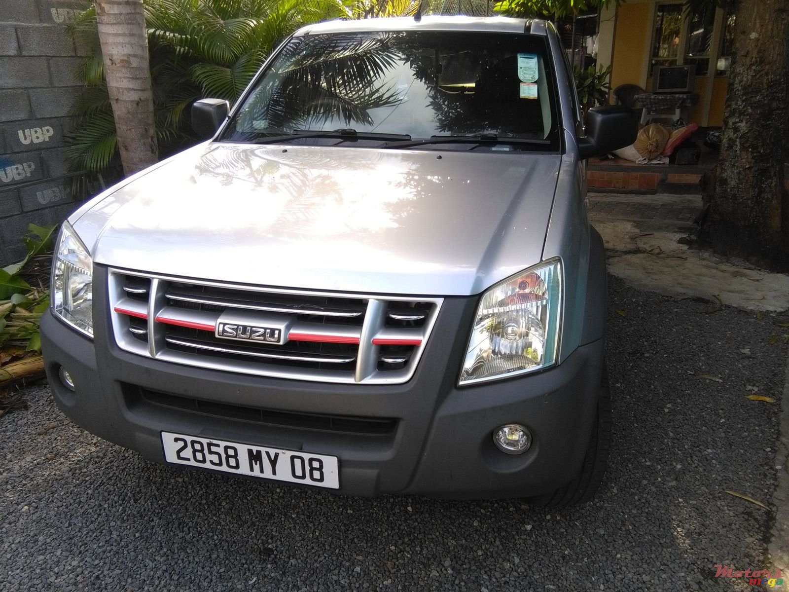 2008' Isuzu KB250 photo #2