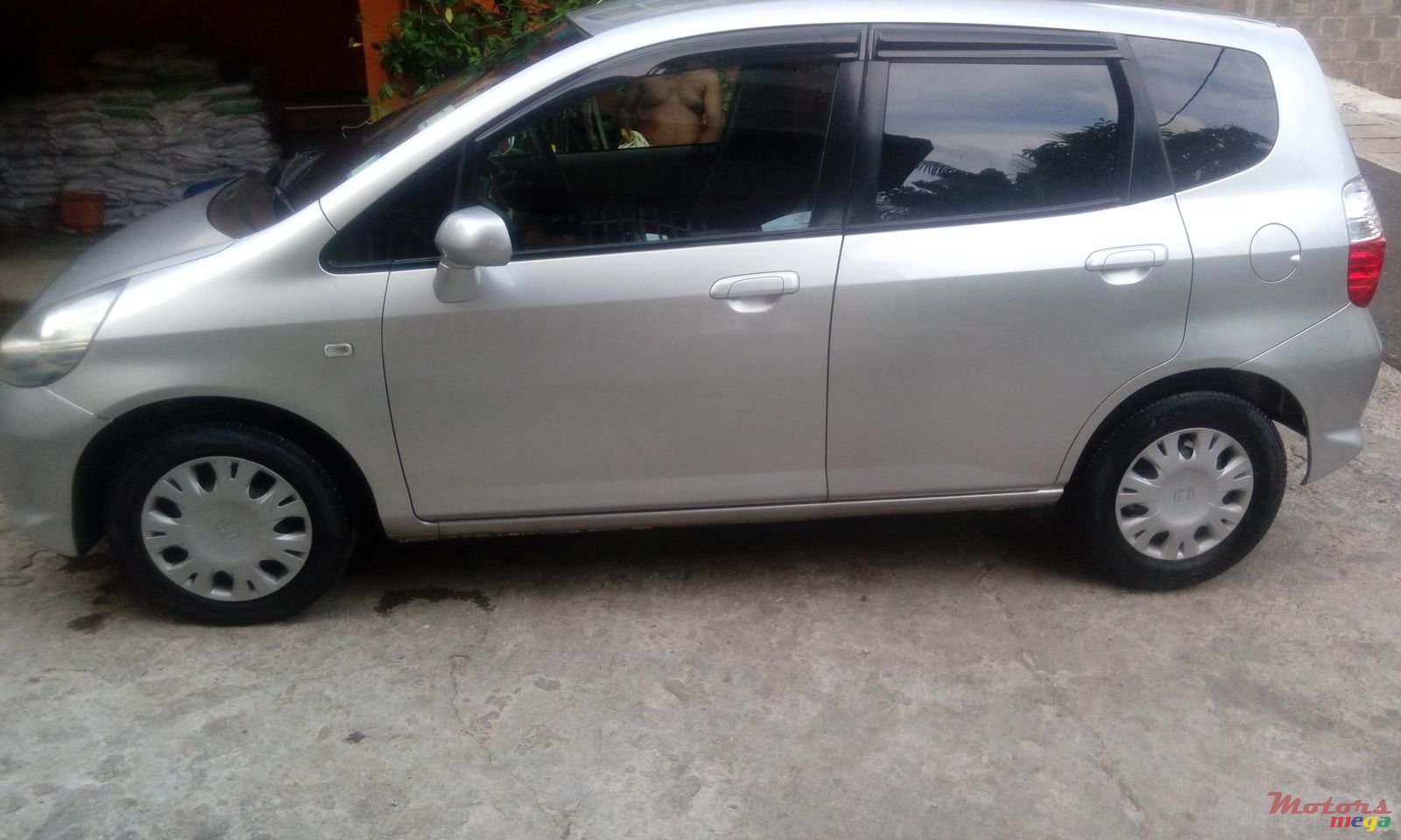 2006' Honda fit photo #4