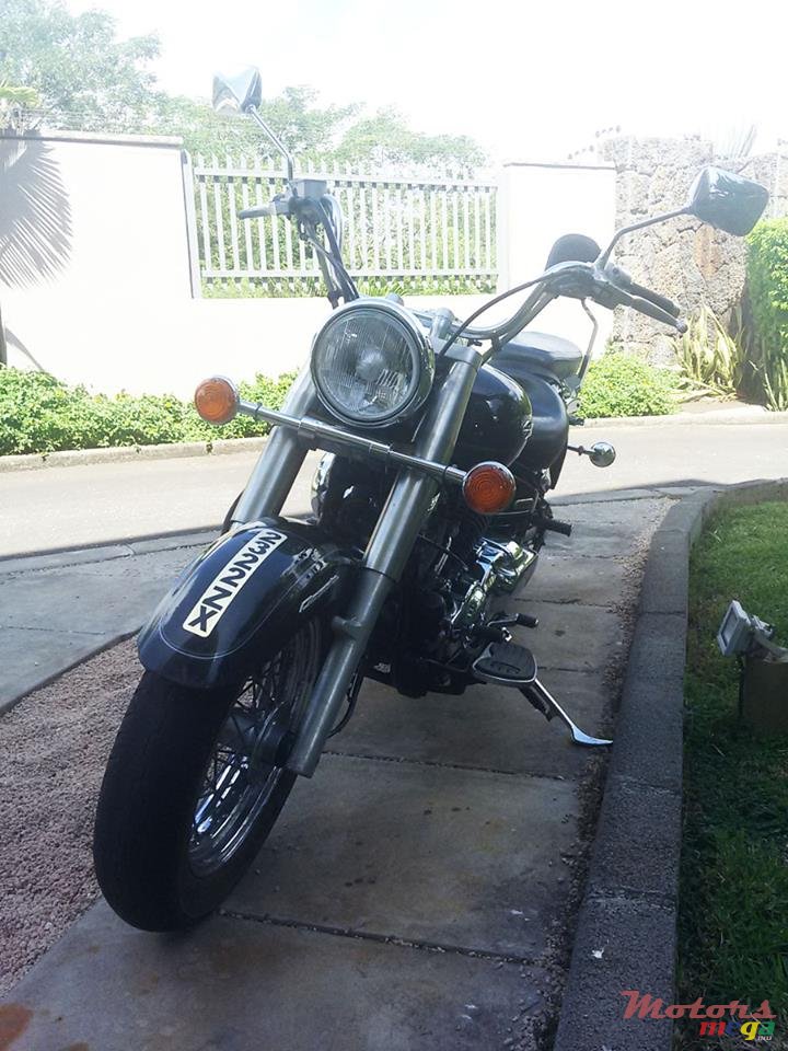 2005' Yamaha DragStar 650cc photo #2