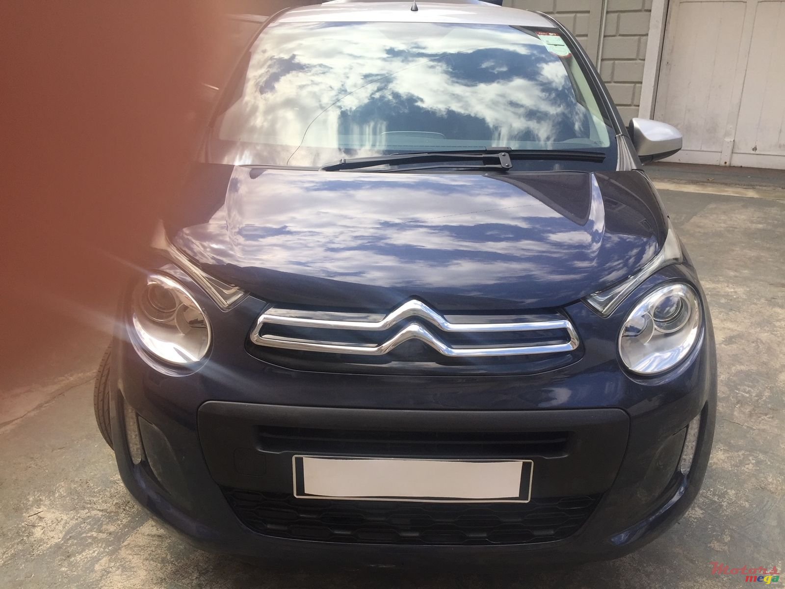 2017' Citroen C1 photo #1