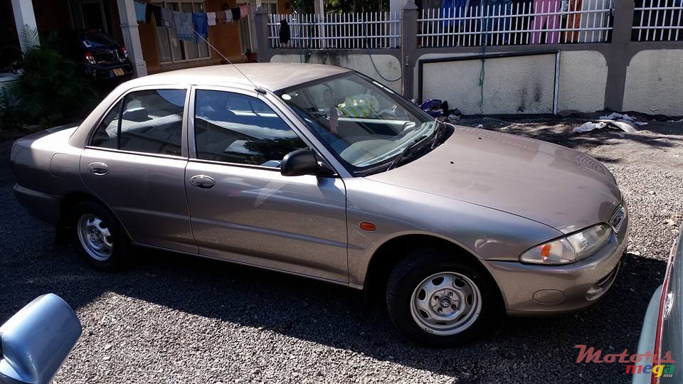 2004' Proton Wira photo #2