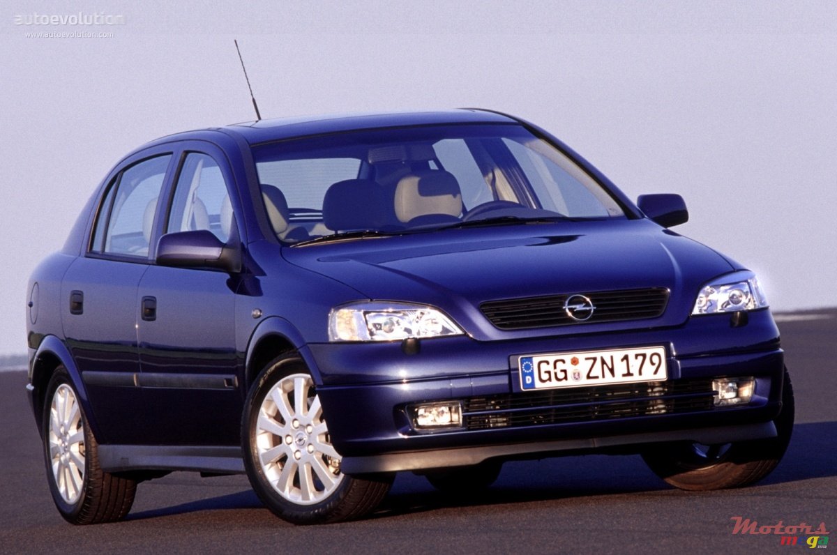 1998' Opel Astra photo #1
