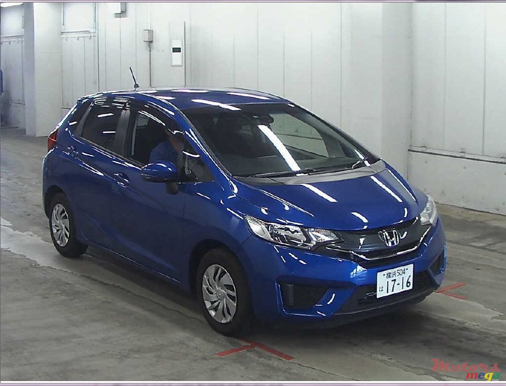 2013' Honda Fit photo #1