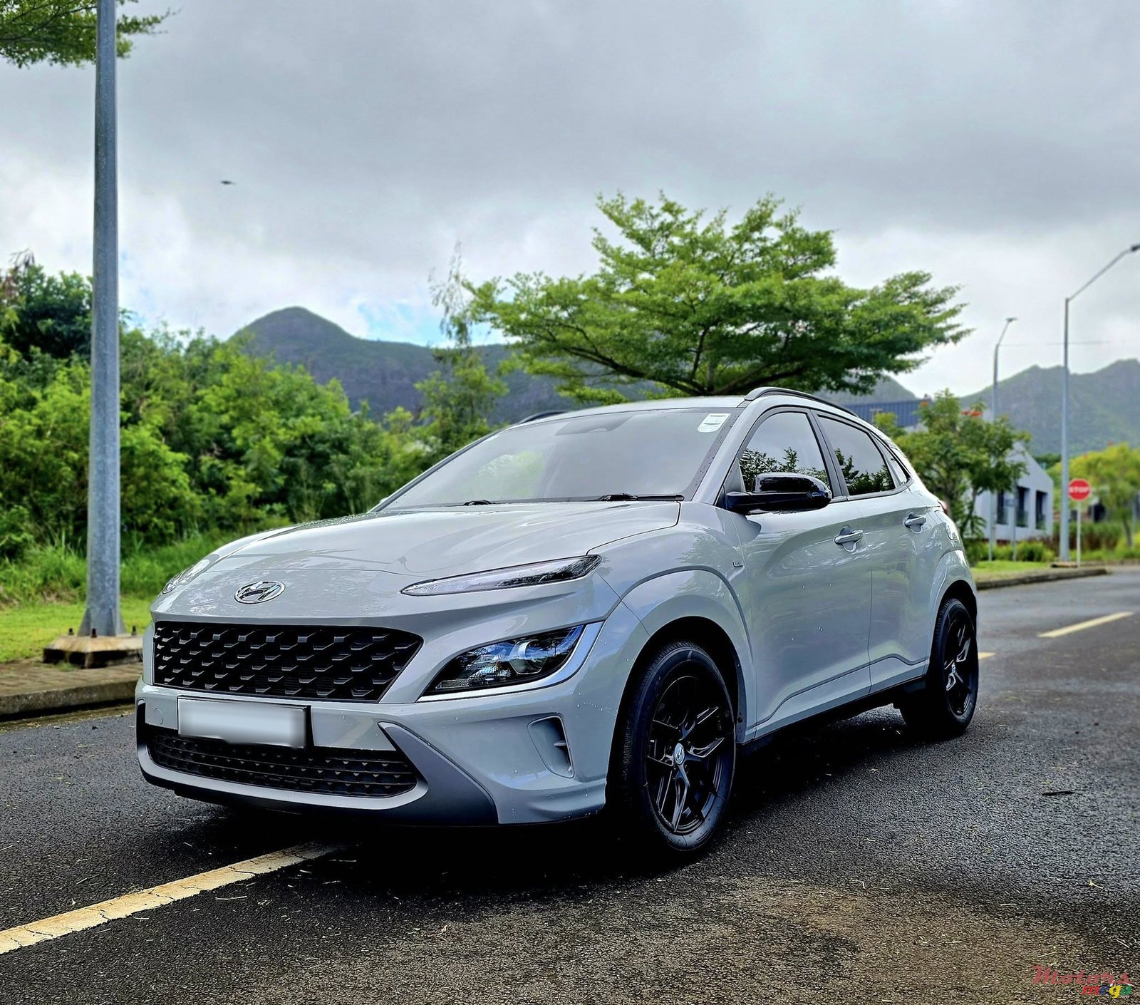 2023' Hyundai Kona Nline photo #2