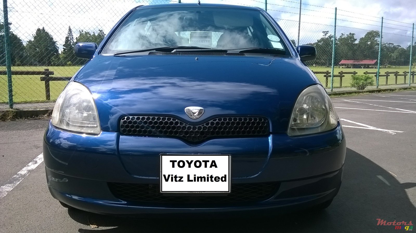 1999' Toyota Vitz Limited Edition photo #1