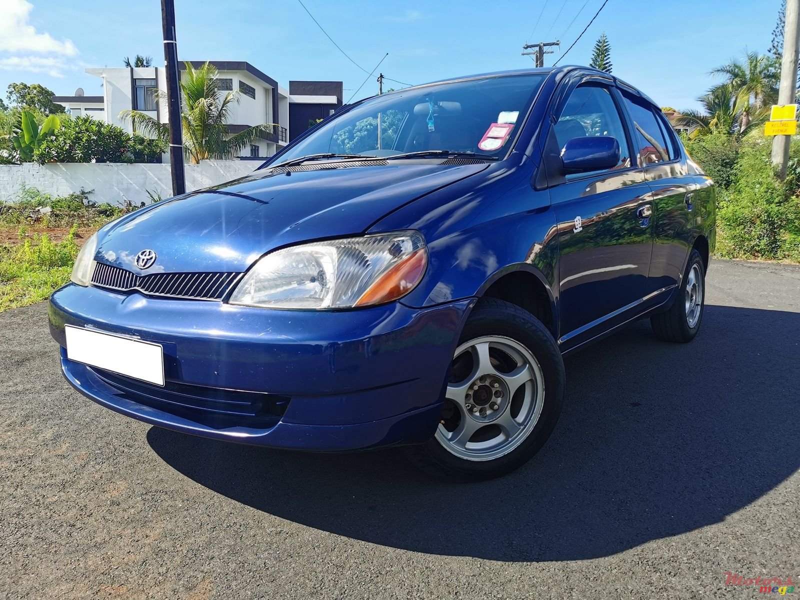 2000' Toyota Platz photo #4