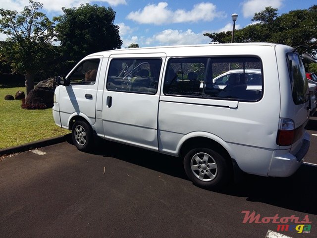 2006' Kia Pregio photo #1