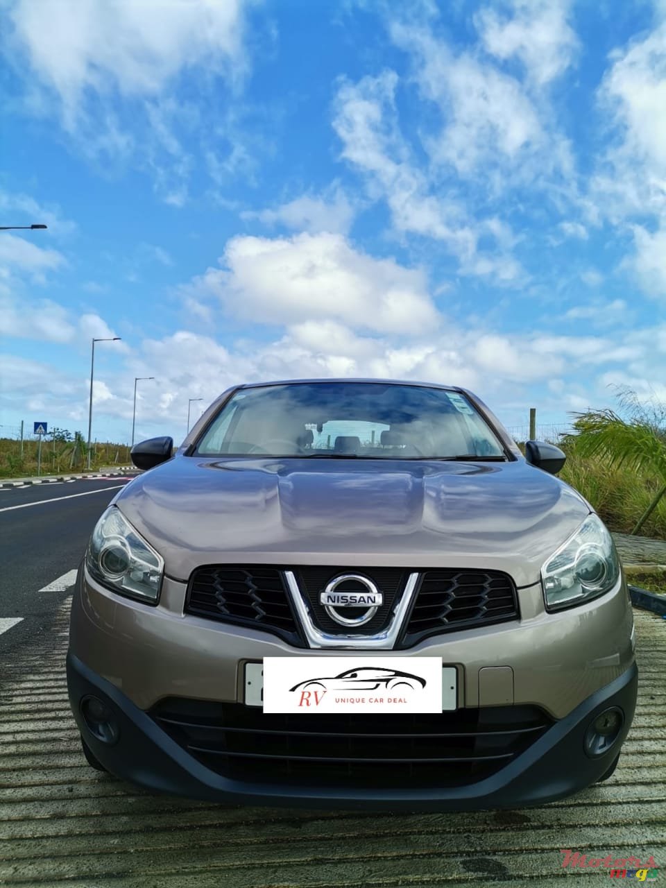 2013' Nissan Qashqai photo #1
