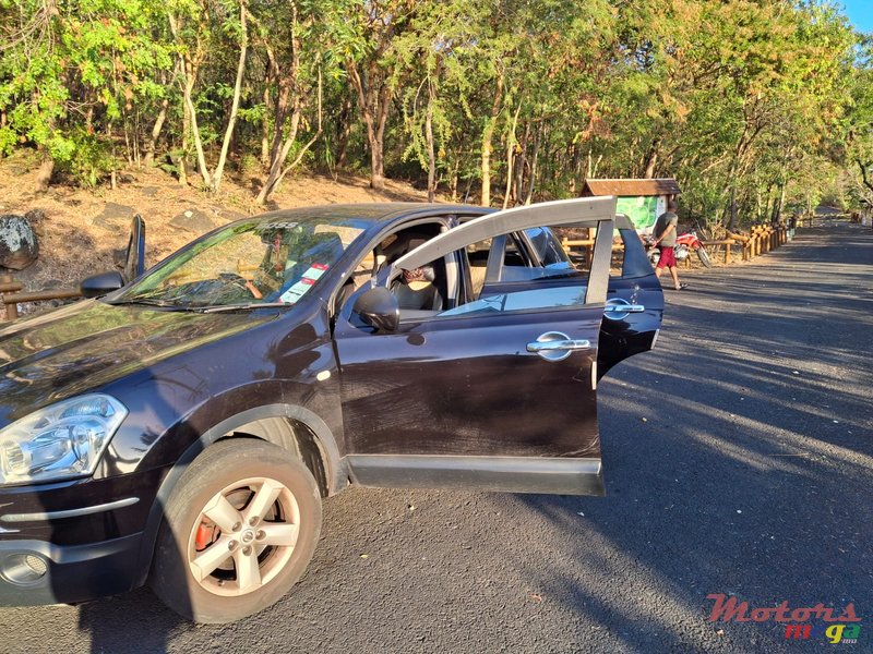 2010' Nissan Qashqai photo #2