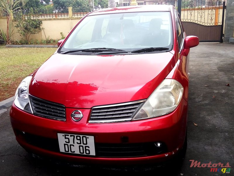 2016' Nissan Tiida photo #2