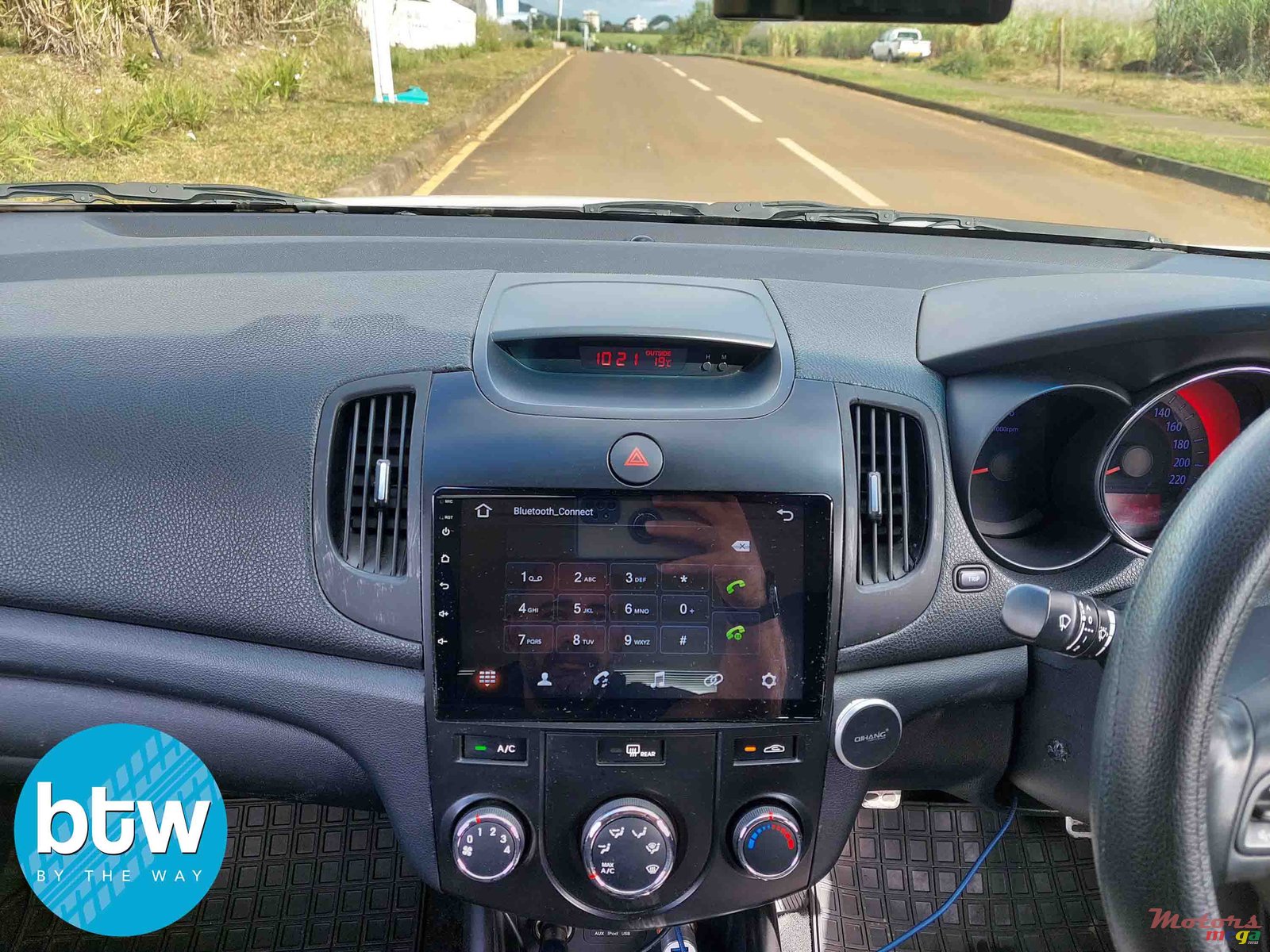 2013' Kia Koup photo #7