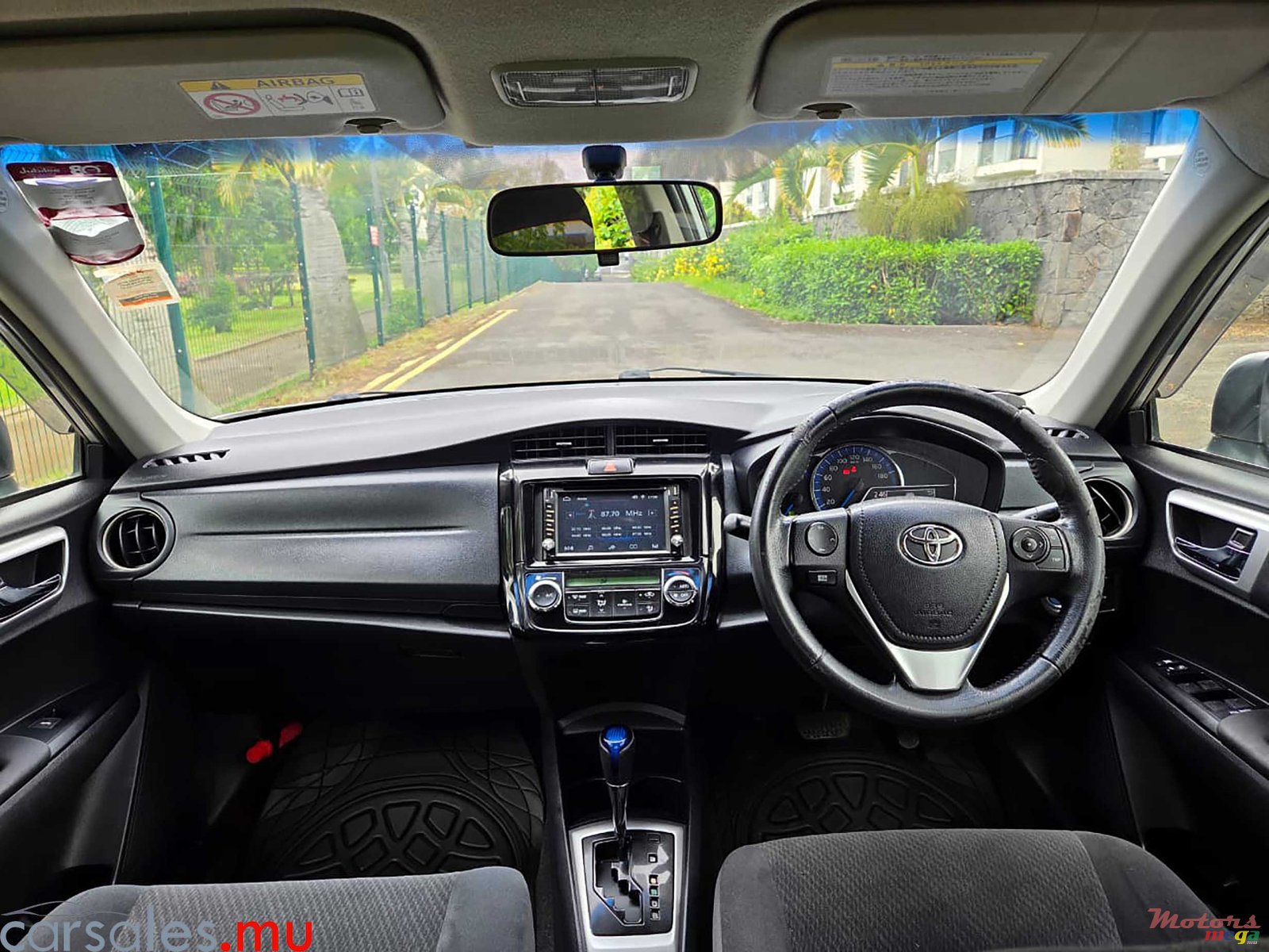 2013' Toyota Axio 1.5 Hybrid photo #7