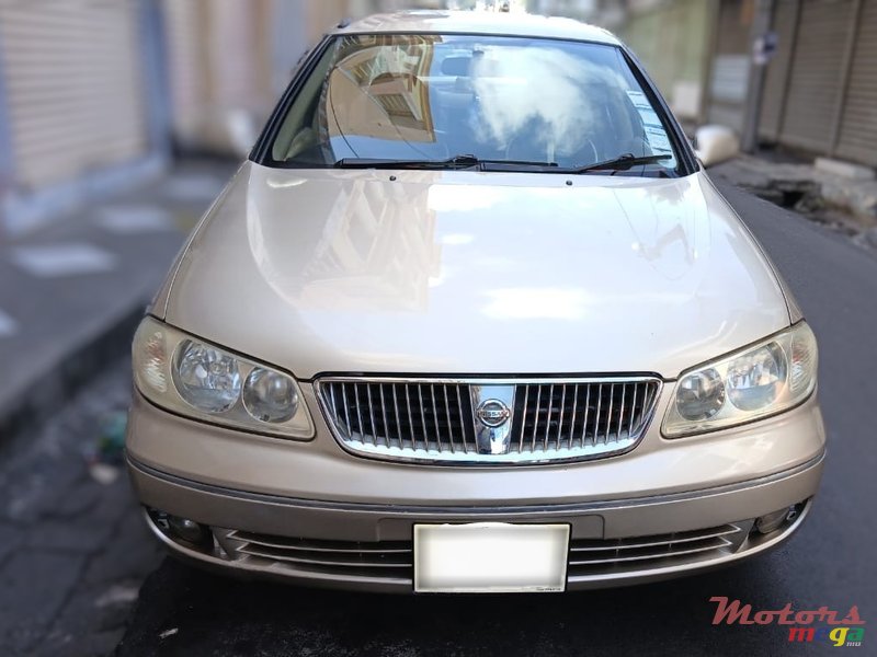 2003' Nissan photo #1
