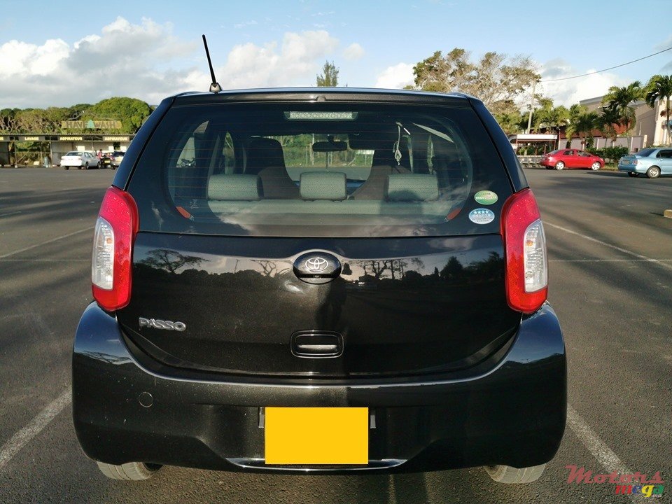 2014' Toyota Paseo photo #3